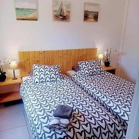 Apartment Lovely One Bedroom Flat In A With Pool La Oliva